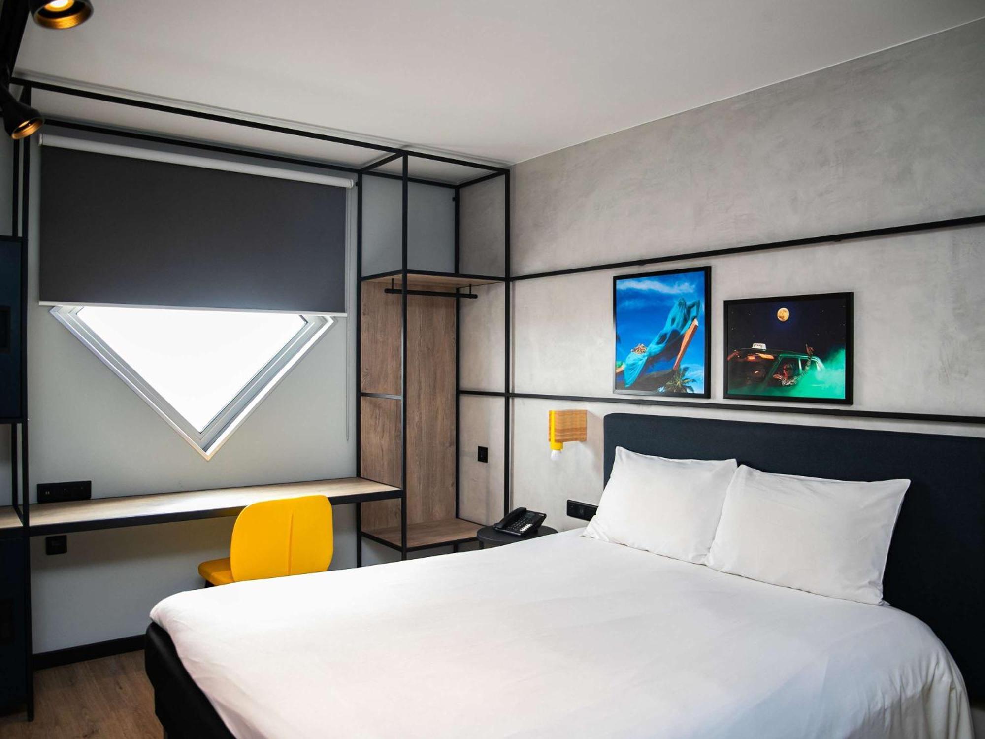 Отель Ibis Styles Abidjan Marcory Экстерьер фото