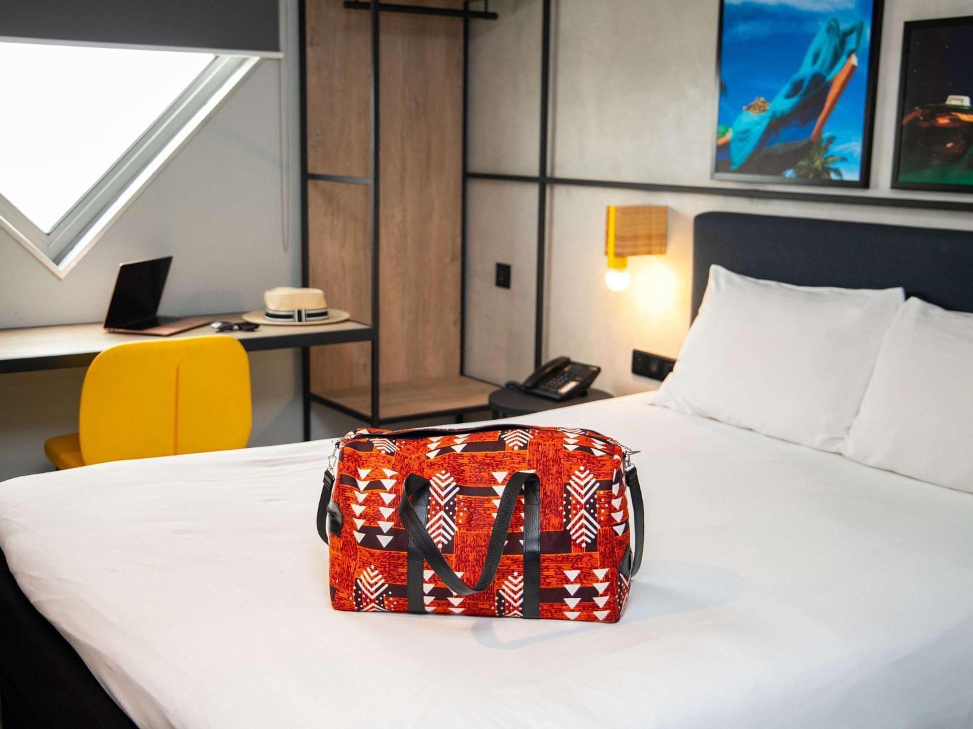 Отель Ibis Styles Abidjan Marcory Экстерьер фото